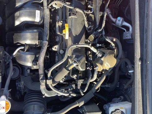 Used 2016 Kia Soul + FWD image 27