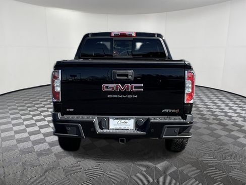 Used 2022 GMC Canyon AT4 image 5