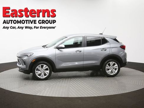 Used 2025 Buick Encore GX Preferred AWD/4WD image 57