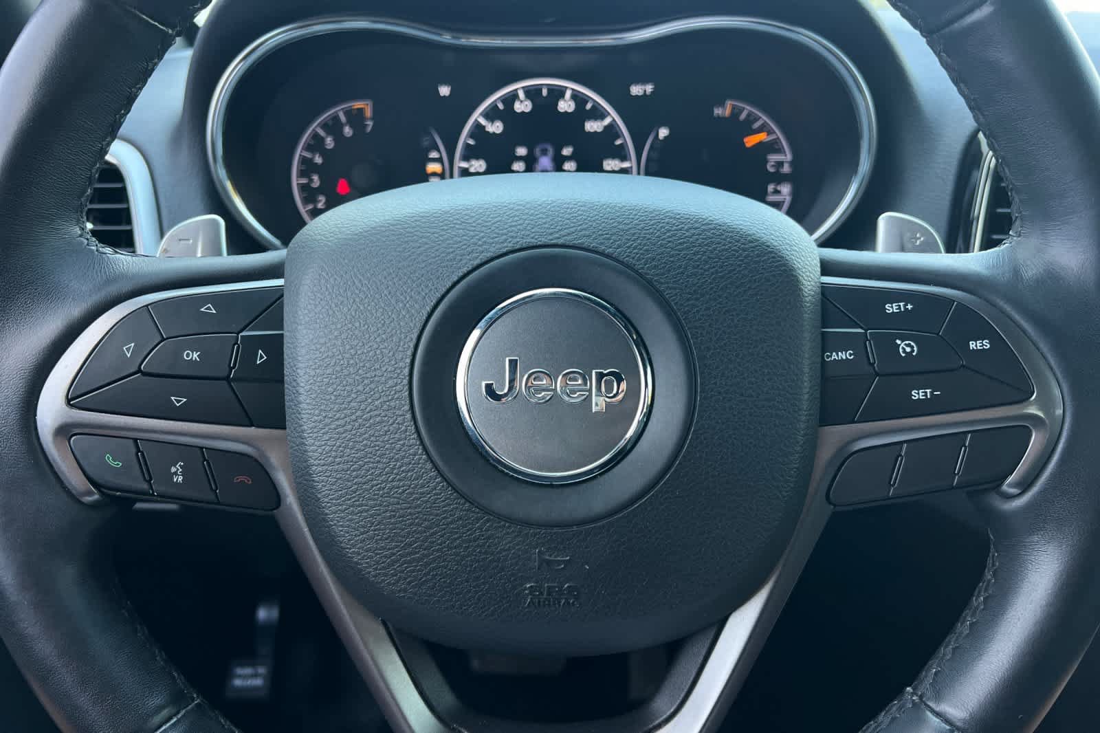 Used 2019 Jeep Grand Cherokee Limited X RWD image 25