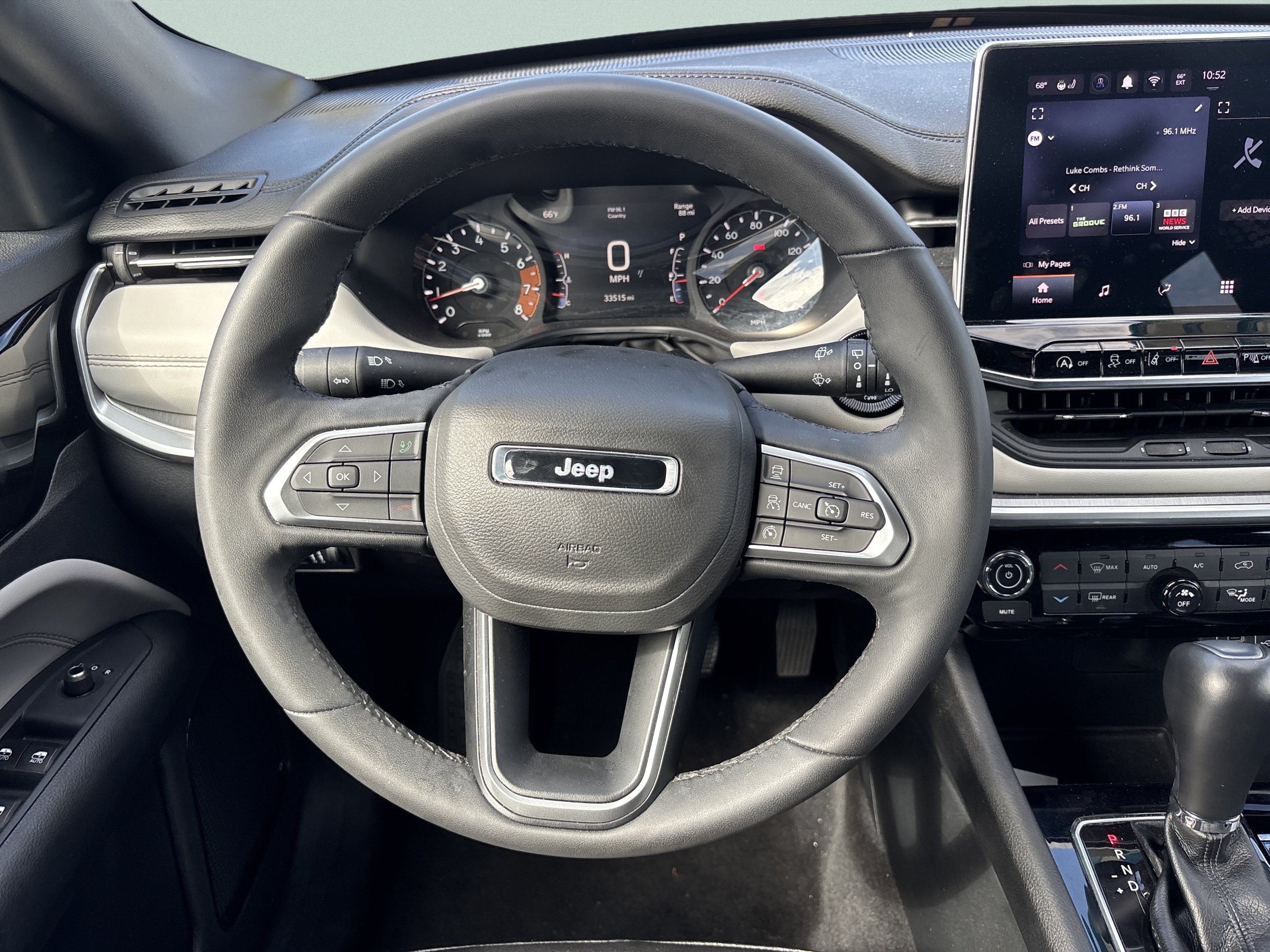 Used 2025 Jeep Compass Limited AWD/4WD image 23