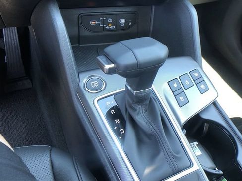 New 2026 Kia Sportage SX FWD image 21