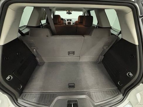 Used 2016 GMC Acadia SLE FWD image 8