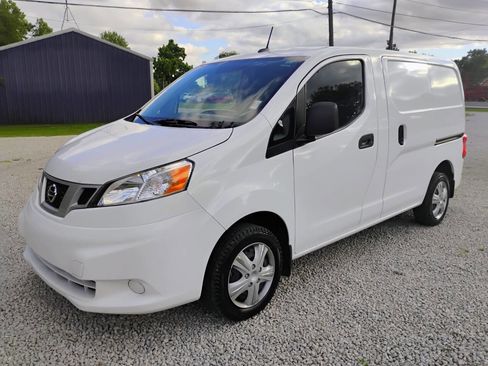Used 2021 Nissan NV200 SV image 3