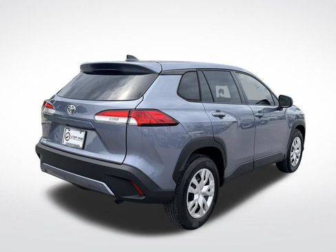 Used 2022 Toyota Corolla Cross L FWD image 6