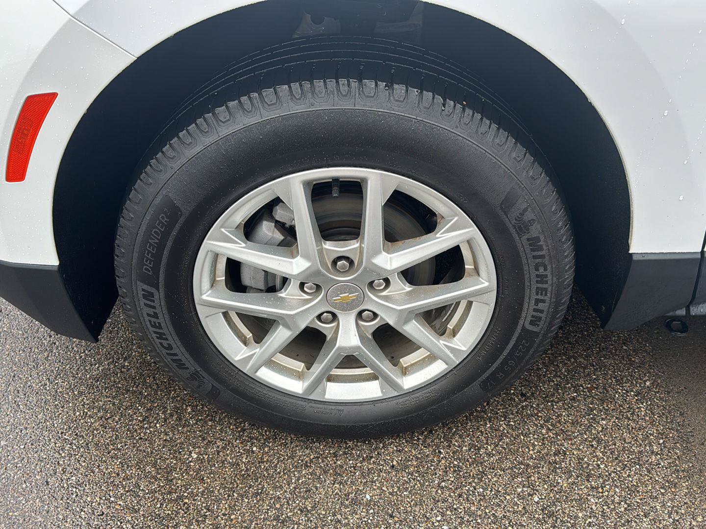 Used 2022 Chevrolet Equinox LT AWD/4WD image 9