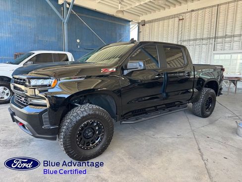 Used 2021 Chevrolet Silverado 1500 LT Trail Boss AWD/4WD image 1