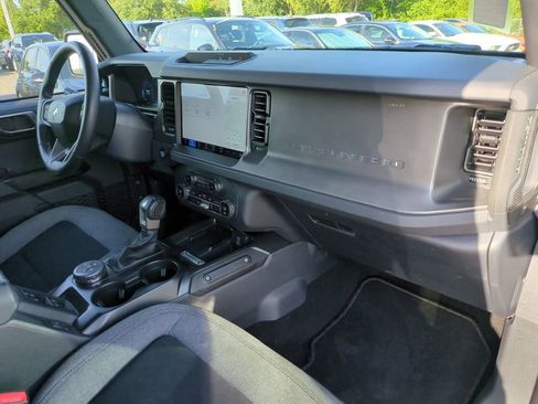 Used 2025 Ford Bronco Big Bend AWD/4WD image 6