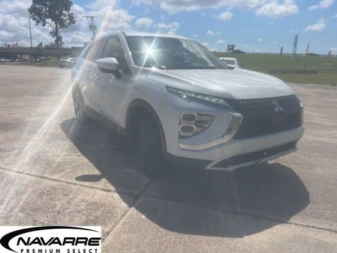 Used 2024 Mitsubishi Eclipse Cross SE image 1