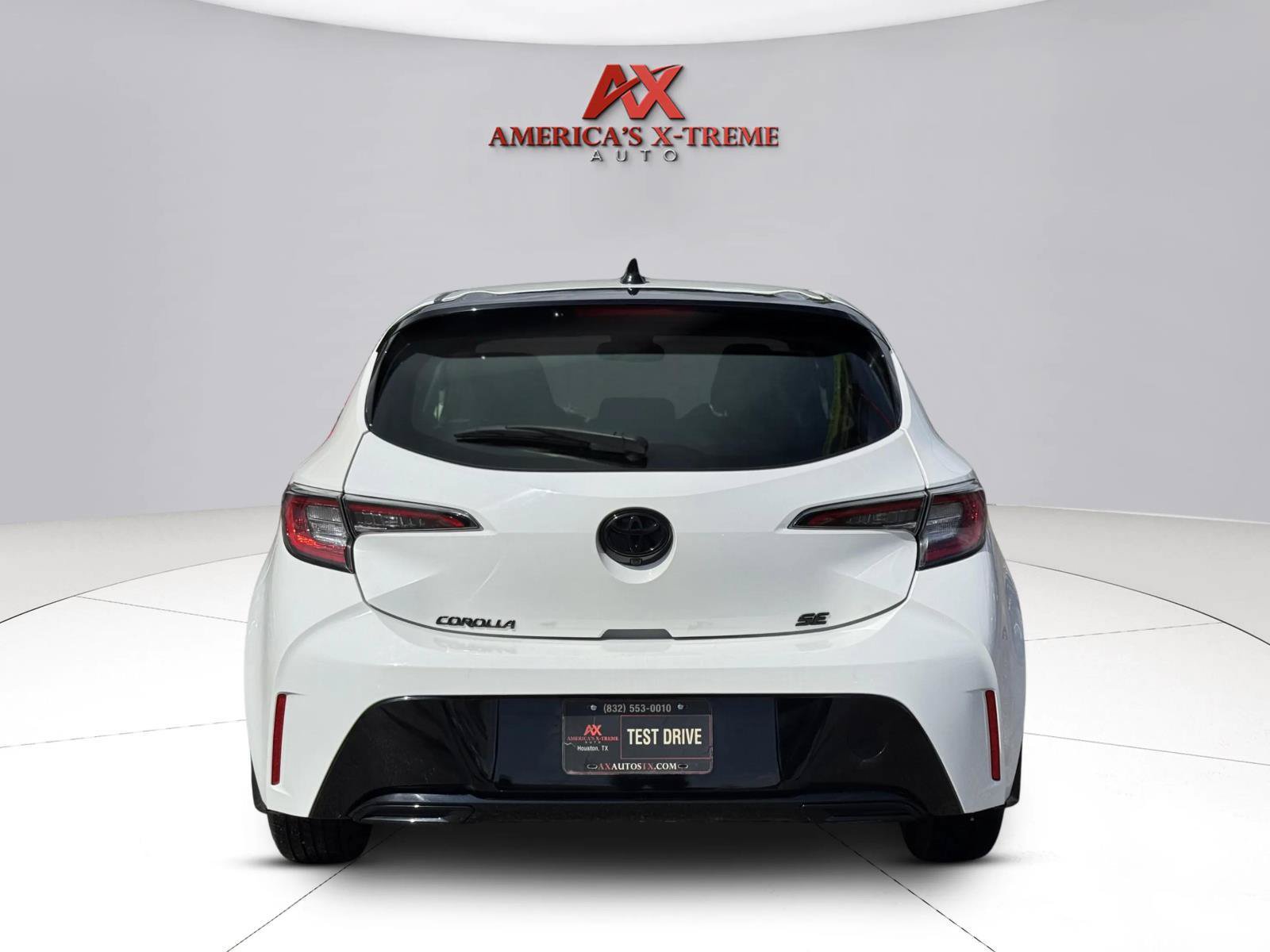 Used 2022 Toyota Corolla SE FWD image 11