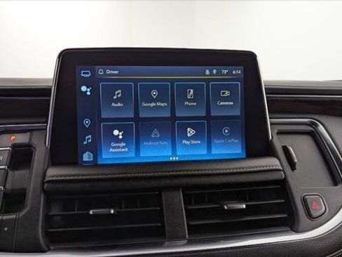 Used 2023 Chevrolet Suburban Premier image 31