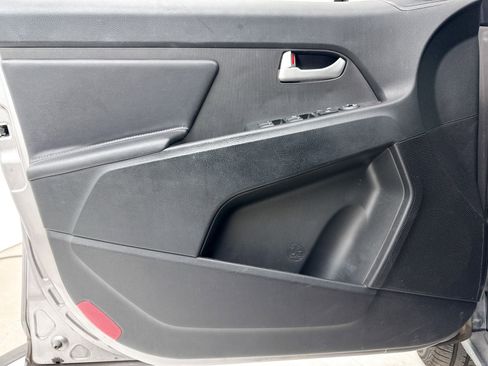 Used 2013 Kia Sportage LX w/ Convenience Pkg image 24