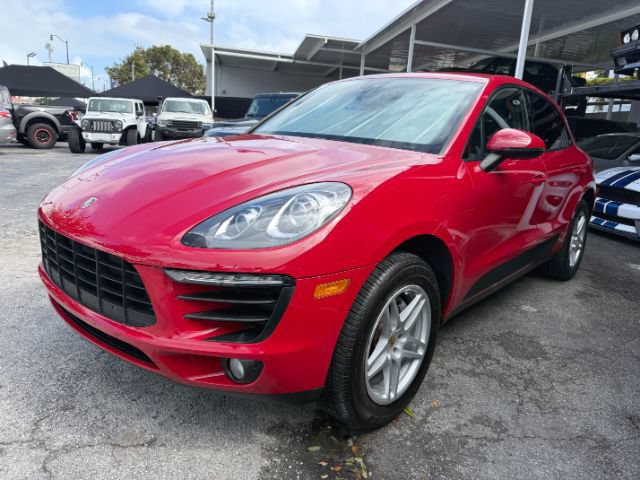Used 2018 Porsche Macan AWD/4WD image 9