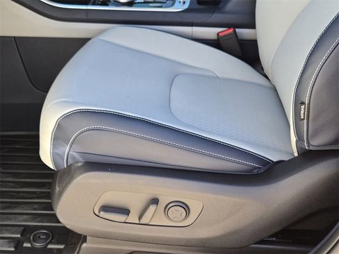 New 2026 Kia Carnival SX Prestige image 17