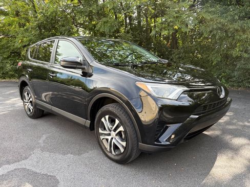 Used 2018 Toyota RAV4 LE w/ All Weather Liner Package AWD/4WD image 3