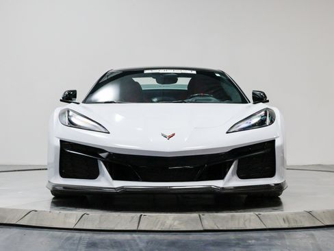 Used 2024 Chevrolet Corvette Z06 w/ Stealth Interior Trim Package image 21