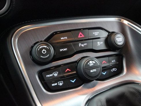 Used 2018 Dodge Challenger T/A w/ Quick Order Package 22P T/A image 17