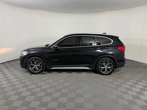 Used 2018 BMW X1 xDrive28i AWD/4WD image 2