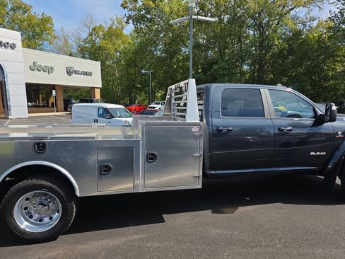 New 2026 RAM 5500 Laramie w/ Laramie Trim Package image 24