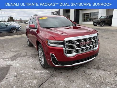 Used 2023 GMC Acadia Denali w/ Denali Ultimate Package image 3
