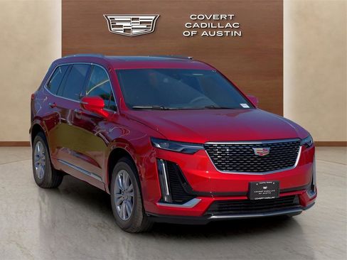 New 2025 Cadillac XT6 Luxury image 7