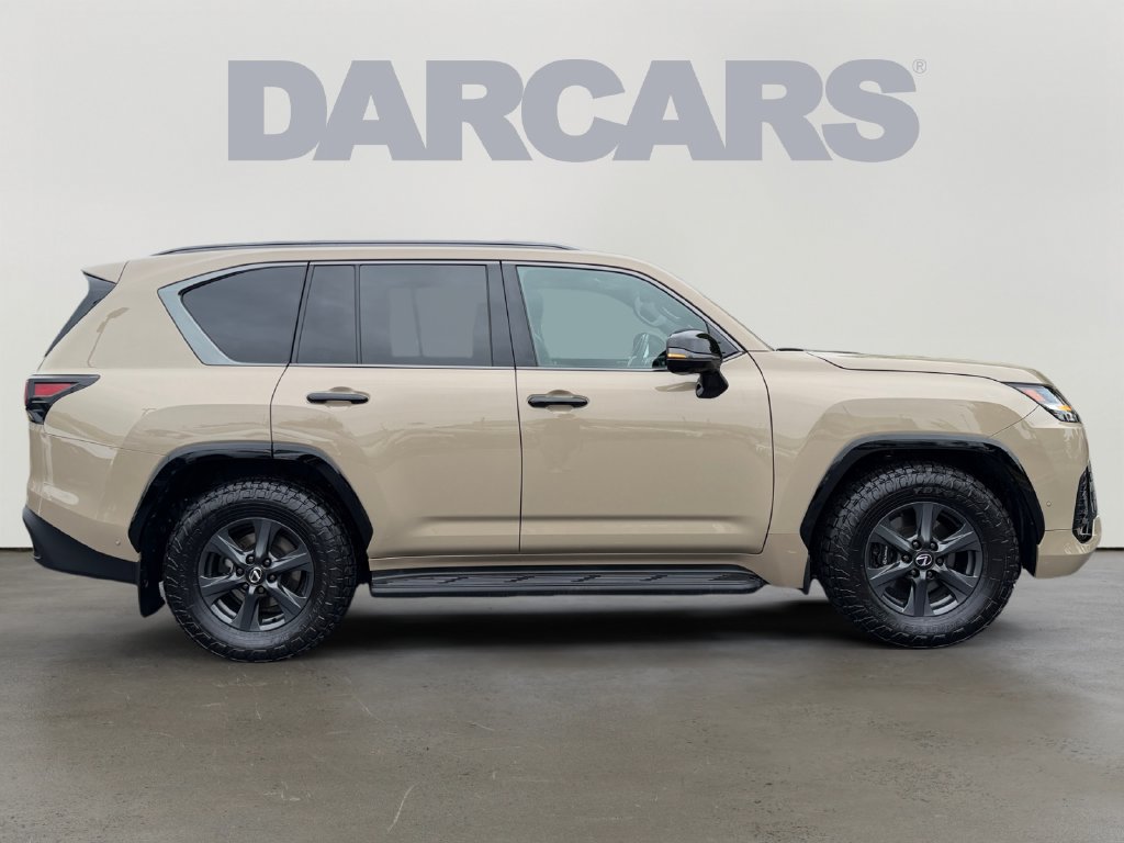 Certified 2025 Lexus LX 700h Overtrail AWD/4WD image 8