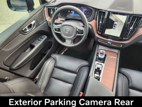 Certified 2024 Volvo XC60 B5 Ultimate w/ Protection Package Premier AWD/4WD image 12