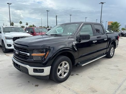 Used 2025 Ford F150 XLT w/ Equipment Group 301A Standard RWD image 3