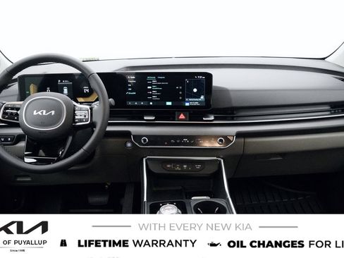 New 2026 Kia Carnival EX FWD image 17