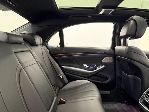 Used 2017 Mercedes-Benz S 550 4MATIC Sedan image 8
