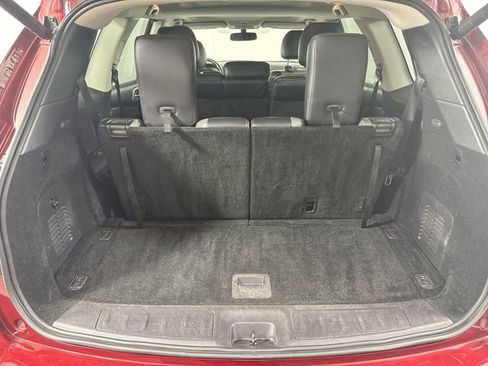 Used 2019 Nissan Pathfinder SL AWD/4WD image 35