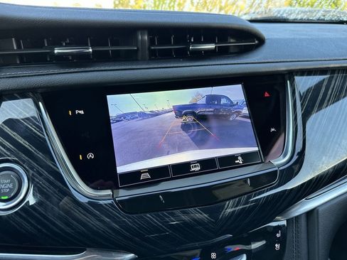 Used 2024 Cadillac XT6 Premium Luxury image 9