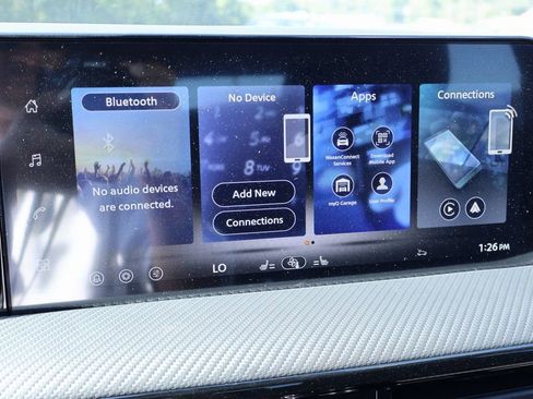 New 2026 Nissan Kicks SR w/ Cold Weather Package image 3