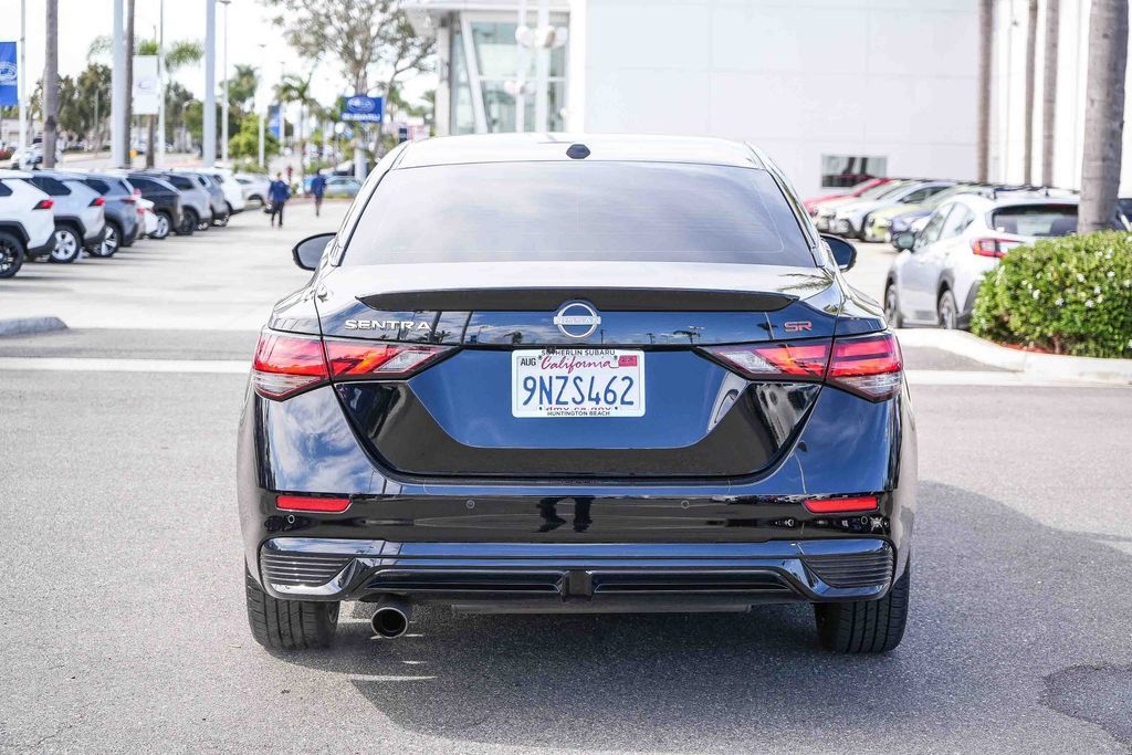 Used 2024 Nissan Sentra SR FWD image 9