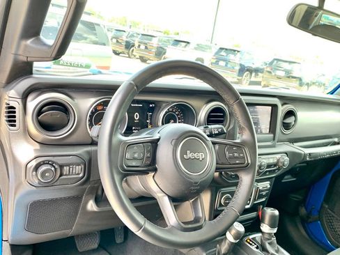 Used 2021 Jeep Wrangler Sport AWD/4WD image 13