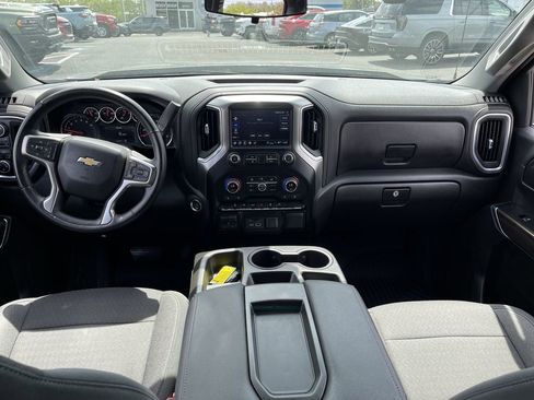 Used 2021 Chevrolet Silverado 1500 LT w/ All Star Edition Plus image 19