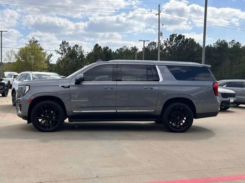Used 2022 GMC Yukon XL SLT w/ SLT Premium Package image 6