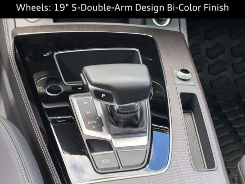 Used 2023 Audi Q5 2.0T Premium Plus w/ Premium Plus Package AWD/4WD image 23