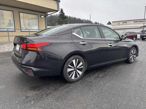 Used 2021 Nissan Altima 2.5 SV image 7