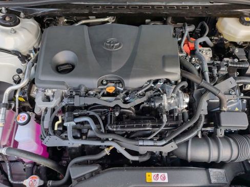 Used 2025 Toyota Camry XLE w/ Premium Plus Package FWD image 32