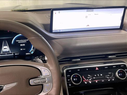 Used 2024 Genesis GV80 2.5T w/ Prestige Package image 19