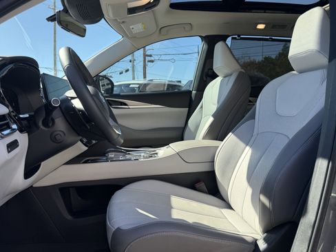 Certified 2026 INFINITI QX60 Luxe w/ Cargo Package image 12