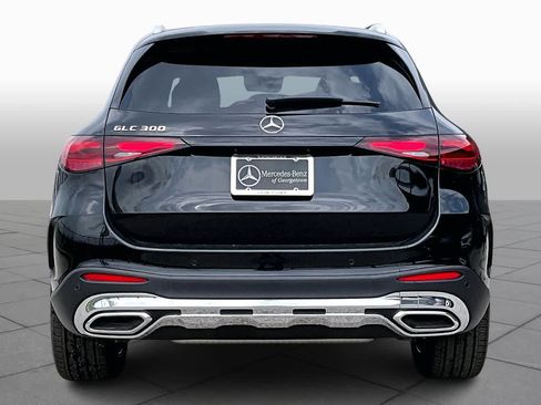 Certified 2026 Mercedes-Benz GLC 300 image 5