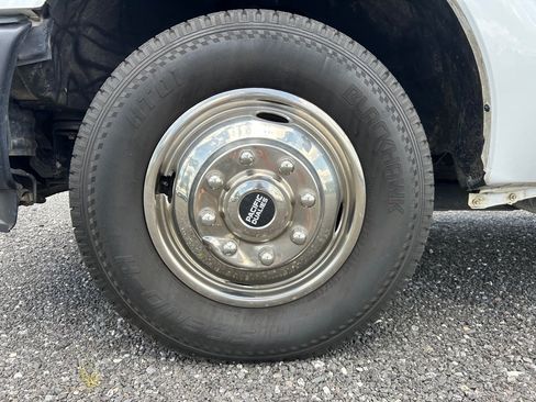 Used 2016 Ford F350 XL RWD image 10