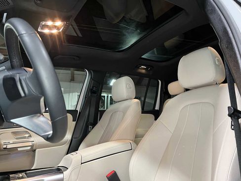 Certified 2025 Mercedes-Benz GLB 250 4MATIC image 22