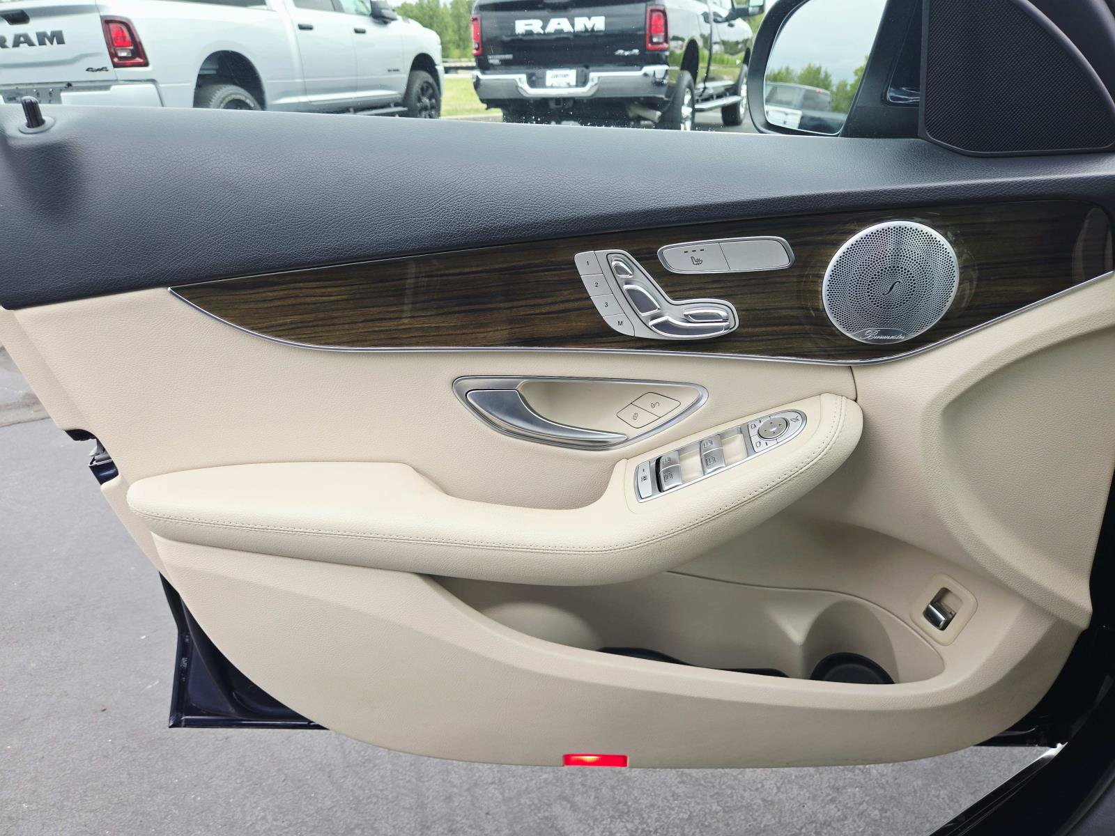 Used 2019 Mercedes-Benz C 300 4MATIC Sedan image 34