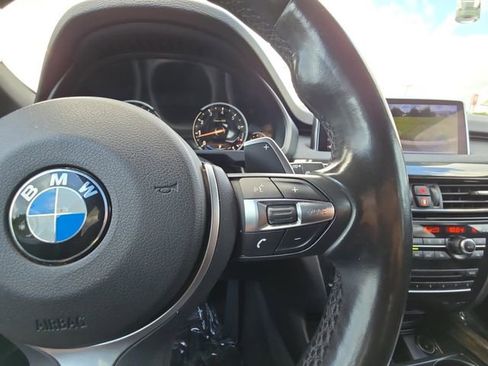 Used 2018 BMW X5 xDrive50i w/ M Sport Package AWD/4WD image 12