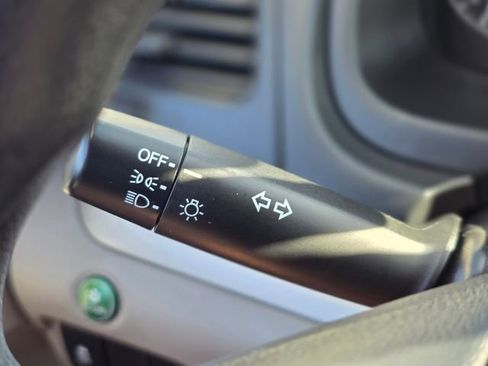 Used 2013 Honda CR-V LX image 36