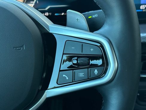 Used 2025 BMW 230i Coupe w/ M Sport Package image 26