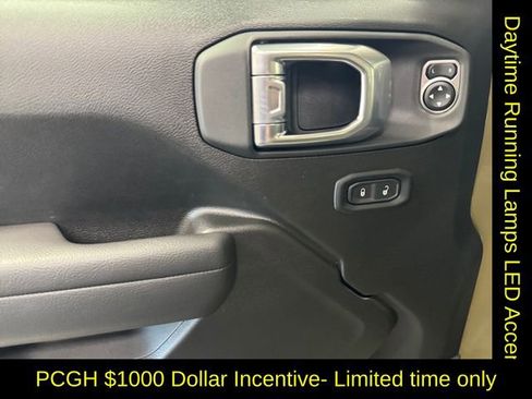 New 2026 Jeep Gladiator Willys image 25